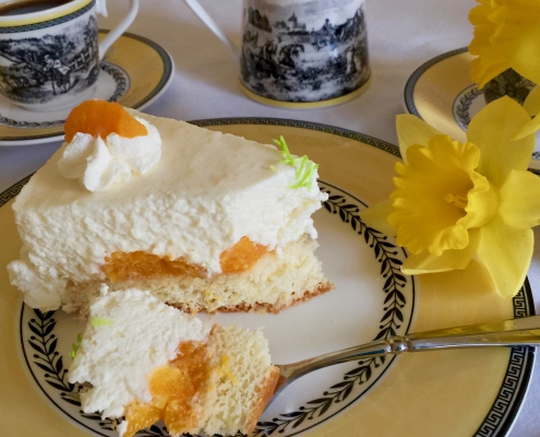 German Cheesecake Recipe-Kaesesahnetorte