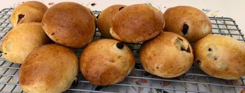 German Raisin Bun Recipe